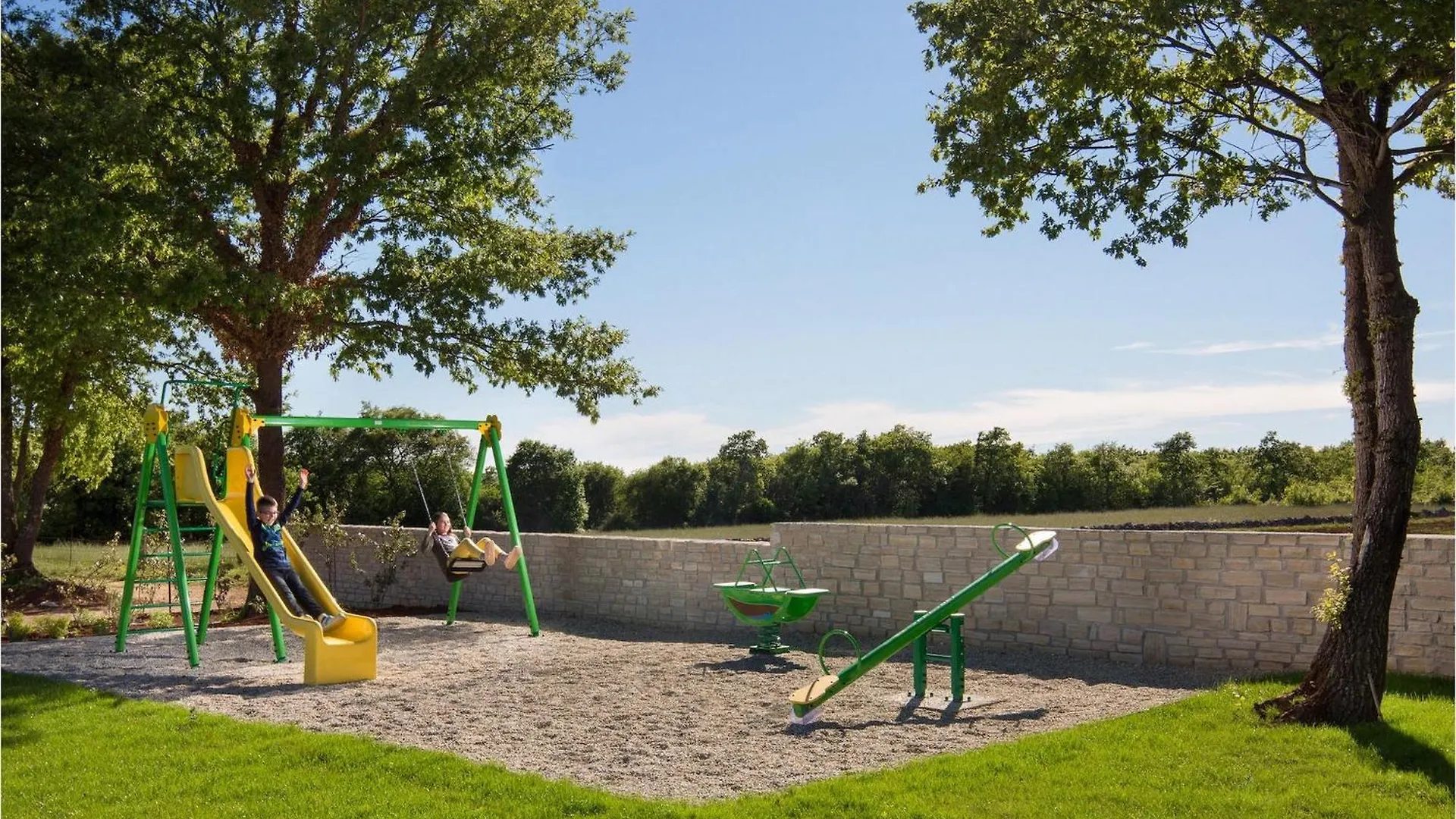Villa Green Frame Jursici 0*,